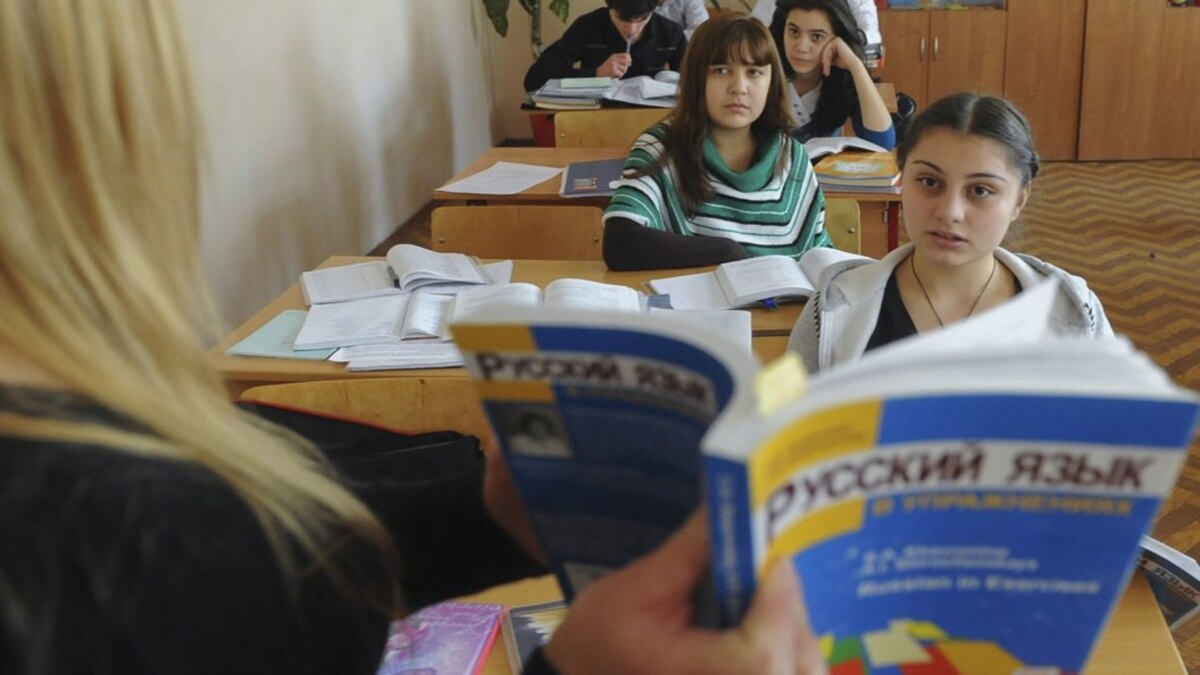 Rus dilində təhsil alanların nəzərinə: Müddət qoyuldu – Dərhal bunu edin!