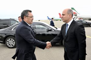 Sadır Japarovun Azərbaycana səfəri başa çatdı