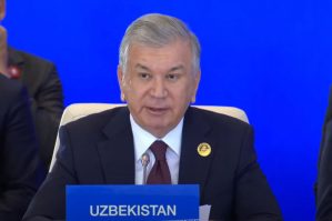 Zirvə görüşünün sədri İlham Əliyev seçilsin - Şavkat Mirziyoyev