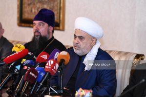 İrəvanda məscidlərimizi də bərpa edəcəyik - Şeyxülislam