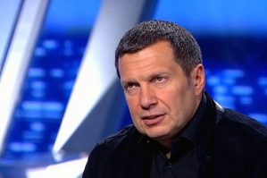 Kremldə küçə bazarı: Solovyovu Azərbaycana qarşı hürdürənlər... - VİDEO