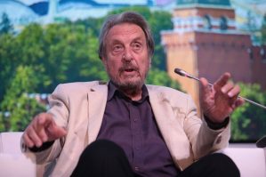 Maskın atası Rusiyaya yenidən birləşən ərazilərə səfər etmək istəyir