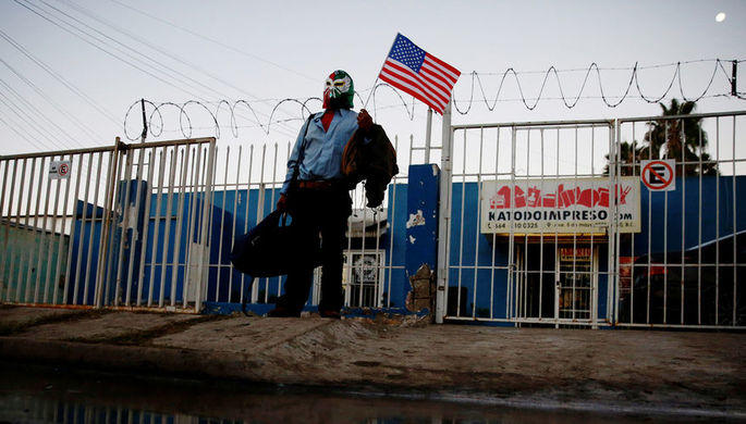 Trampdan miqrantlarla bağlı YENİ QANUN: Bundan sonra mühacirlər...