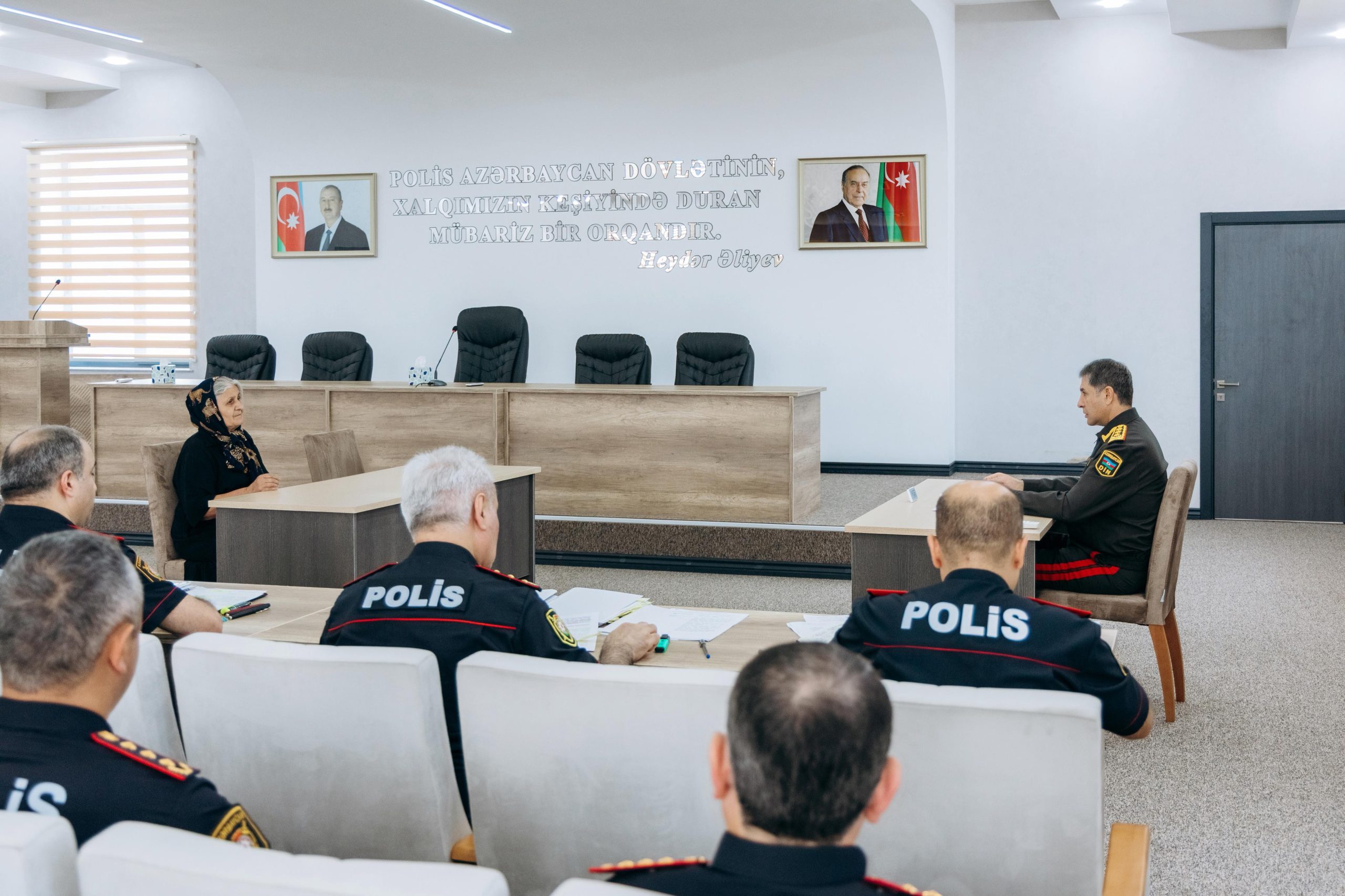 Vilayət Eyvazov Astarada vətəndaş qəbulu və sıra baxışı keçirdi - VİDEO 3 Vilayət Eyvazov Astarada vətəndaş qəbulu və sıra baxışı keçirdi - VİDEO