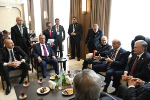 Xankəndidə liderlərin çay süfrəsi... - VİDEO