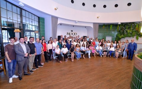 y 2