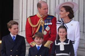 Şahzadə yeni evə köçür