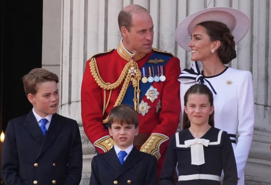 Şahzadə yeni evə köçür