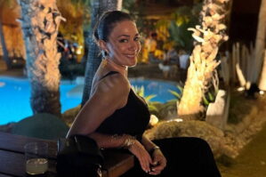 Məşhur türk aktrisası da tələbə oldu - FOTO