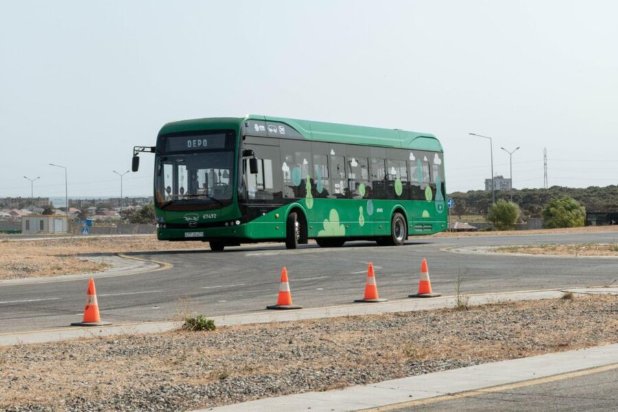 Avtobus idarə edəcək qadın sürücülər belə hazırlanır - FOTO 3 5253954208556774826