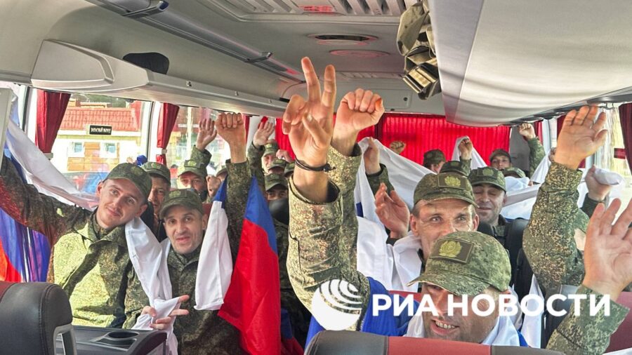 Ukrayna 84 rus hərbçini təhvil verdi - FOTO 2 5255938049655829764