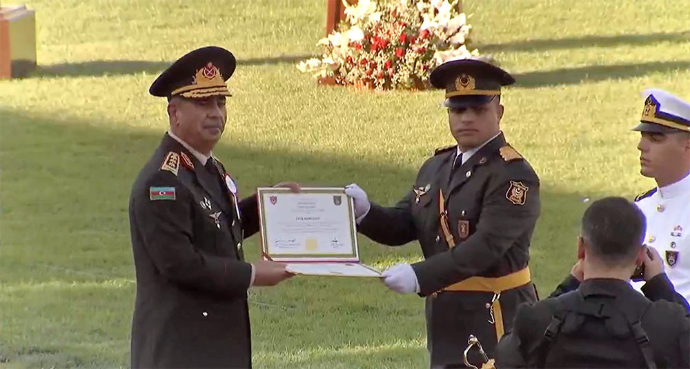 Zakir Həsənov Türkiyədə: hərbi məktəblərin buraxılış mərasimində - Fotolar