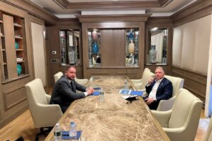 "Ukrayna ABŞ-ın sülh təşəbbüslərini qəbul edir, amma..." - Yermak