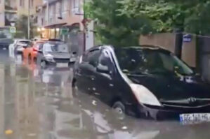 Batumini su basdı - VİDEO