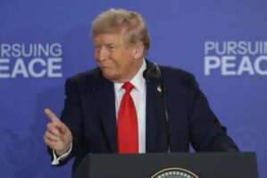 Razılığa gələ bilmədik - Tramp