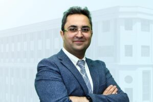 Nazir prorektoru işdən çıxardı, Rza Məmmədovu təyin etdi