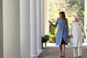 Əminə Ərdoğan Trampın xanımına məktub göndərdi