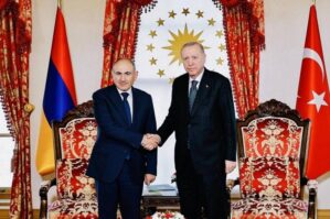 Paşinyan Vaşinqton danışıqlarını Ərdoğanla müzakirə etdi