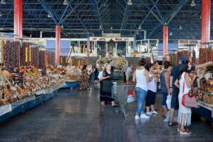 Rusiyada azərbaycanlılara məxsus bazar bağlandı