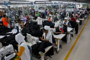 ABŞ Hindistana 50% rüsum tətbiq etdi