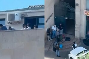 Bakıda ərəb turistlər insanların başına butulkalar atırlar - VİDEO