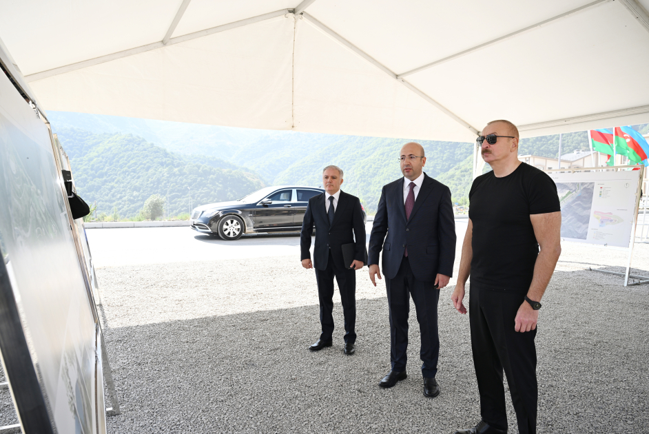Prezident və xanımı Kəlbəcərdə... - FOTOLAR 9 j 1