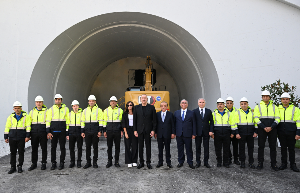 Prezident və xanımı Kəlbəcərdə... - FOTOLAR 18 k 56
