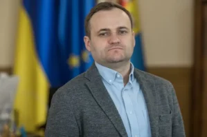 SOCAR-ın vurulan obyektlərinin bərpası... - Kuleba