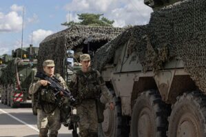 30 minlik ordu Ukraynaya daxil ola bilər - Yeni plan