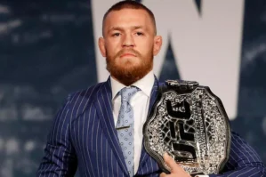 Makqreqor yenidən UFC-yə qayıtdı