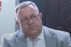 Vətəndaşları təhqir edən məmur işdən çıxarıldı - FOTOLAR