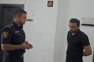 Sərxoş avtobus sürücüsü həbs edildi - FOTO