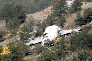 Qazaxıstanda təyyarə qəzası: 2 nəfər həlak oldu