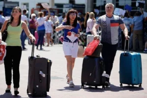 İran rusiyalı turistlərlə bağlı yeni qərar verdi: Qaydalar dəyişdi