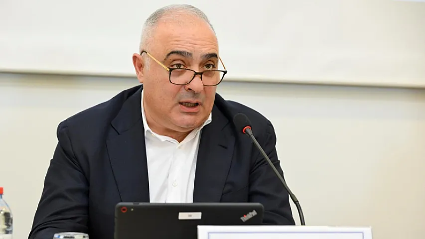 Zaur Axundov “Silk Vey Vest”dən nə qədər qazanır? - Rəqəmlər