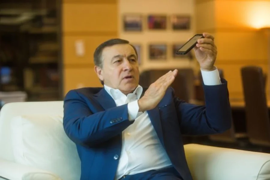 Ağalarovun restoranında toy edən məmur vəzifəsindən AZAD EDİLDİ