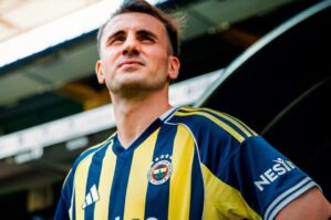 “Fənərbağça” Kərəm Aktürkoğlunun keçidini rəsmiləşdirdi