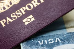 ABŞ Argentina ilə vizasız rejimi dayandırır