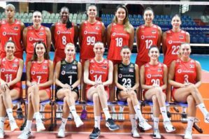Türkiyənin voleybol millisi bir ilki bacardı