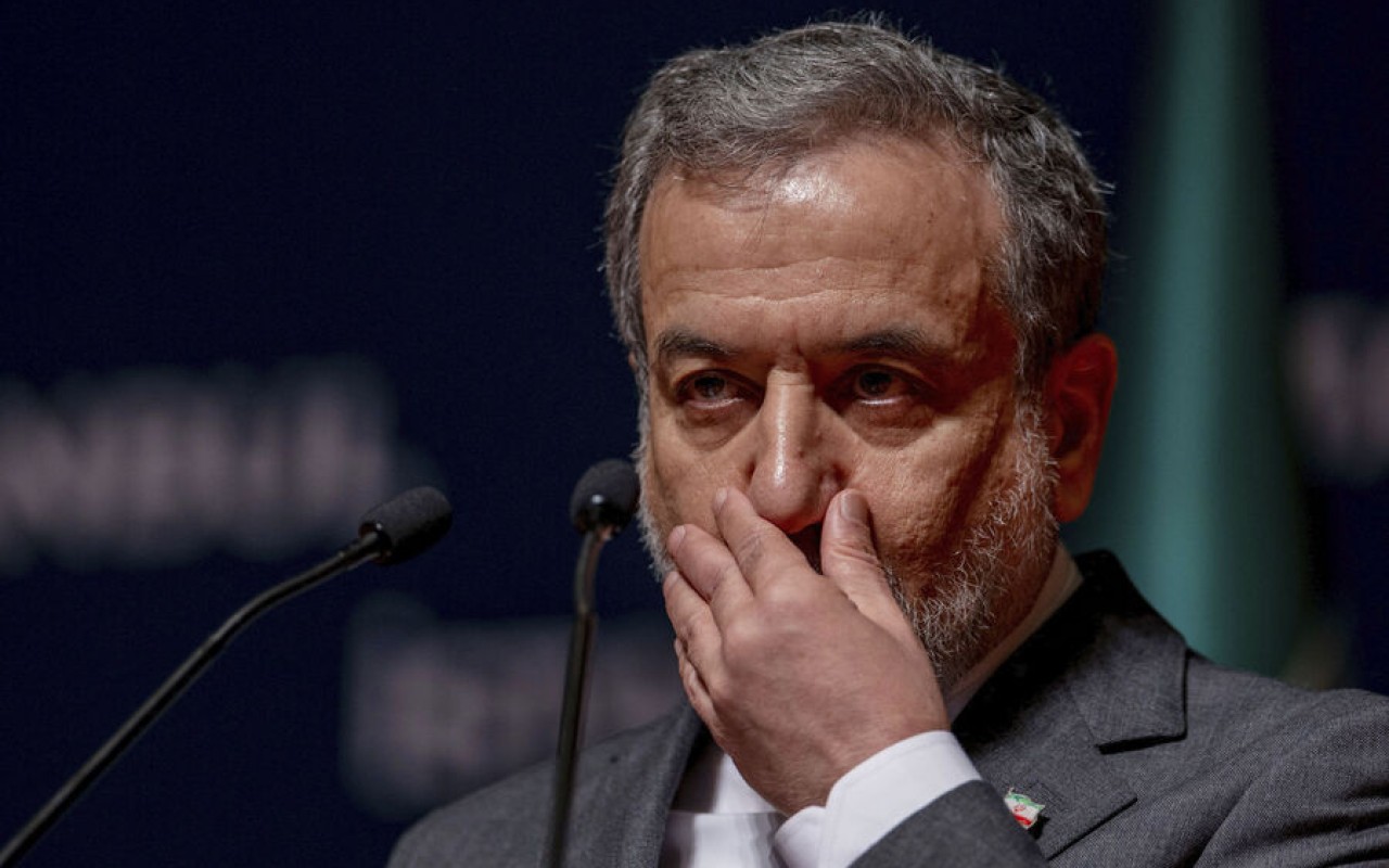 Əraqçı Nyu-Yorka getdi