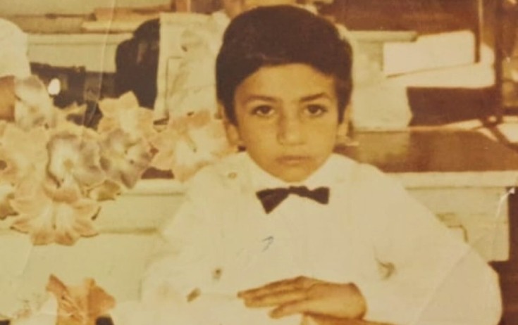 32 il əvvəlki fotosunu paylaşdı