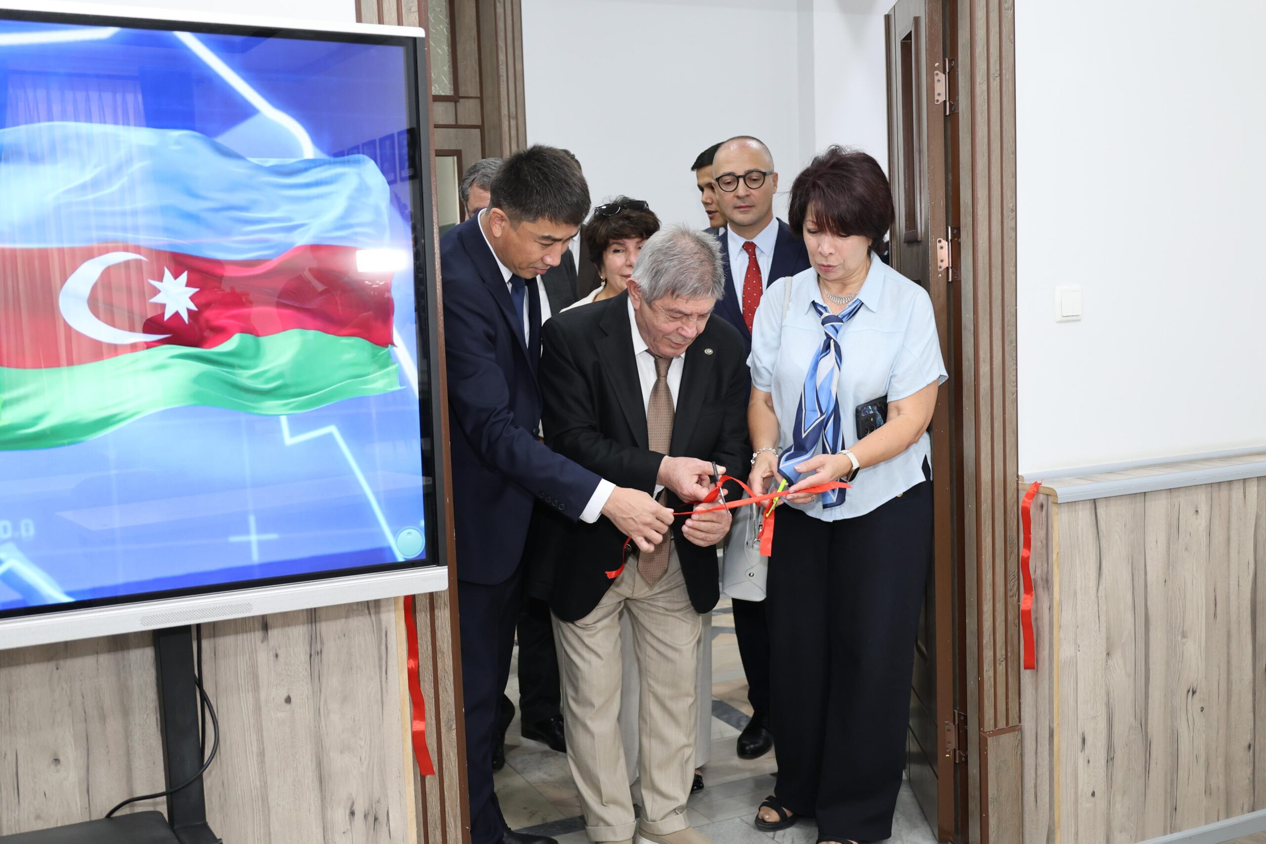 Özbəkistanda azərbaycanlı alimin adını daşıyan auditoriya - Fotolar