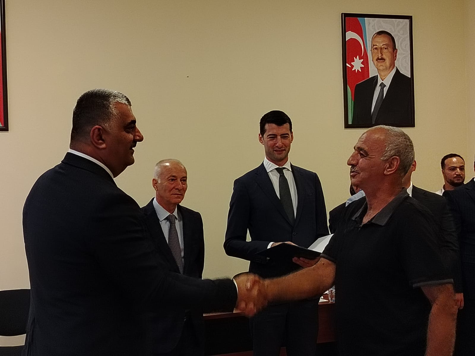 İlk köç karvanı Hadruta çatıb, açarlar təqdim edilib - FOTO