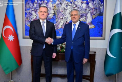 Ceyhun Bayramov pakistanlı həmkarı ilə görüşüb