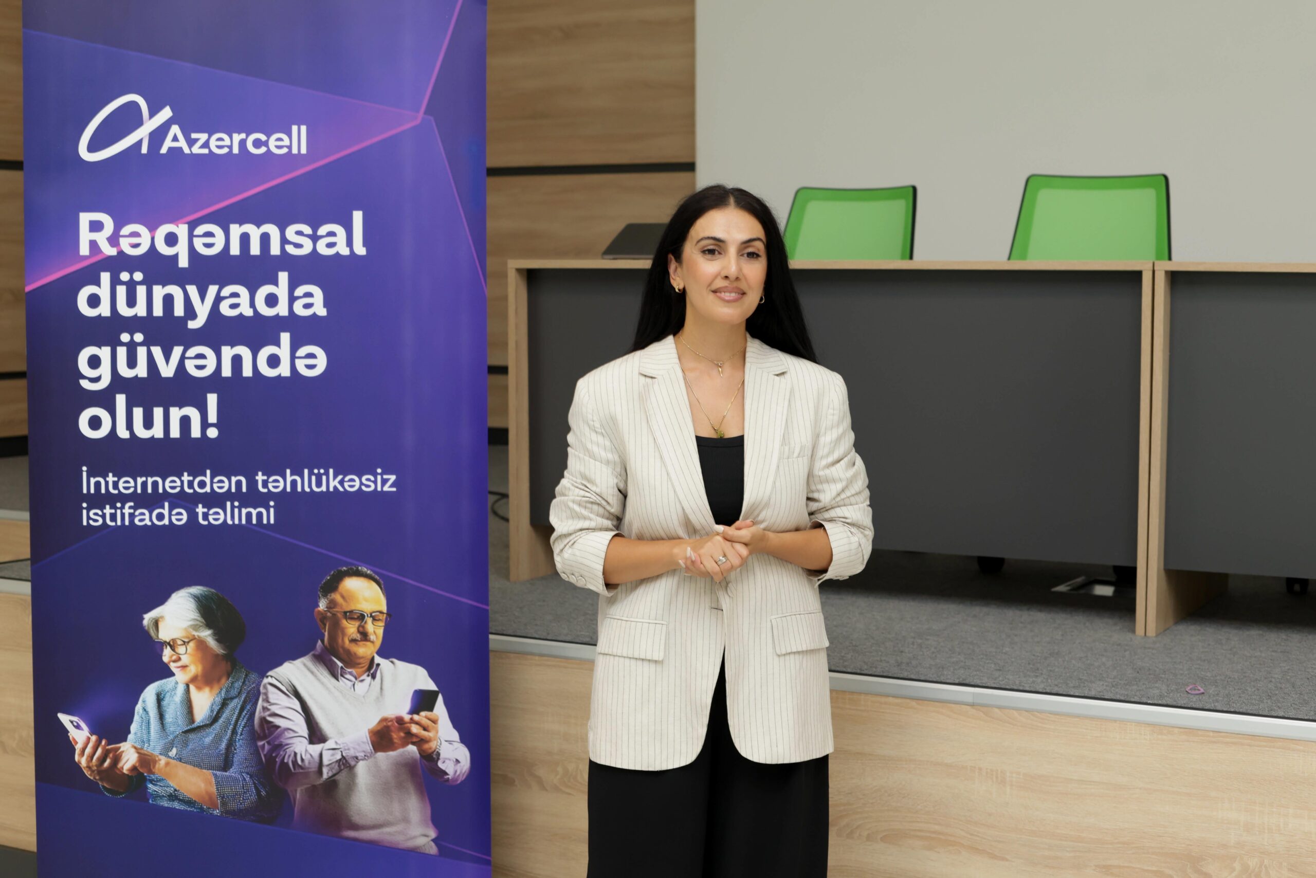 Azercell Bərdədə yaşlılar üçün kibertəhlükəsizlik təlimi keçdi - FOTOLAR 5 Azercell Bərdədə yaşlılar üçün kibertəhlükəsizlik təlimi keçdi - FOTOLAR