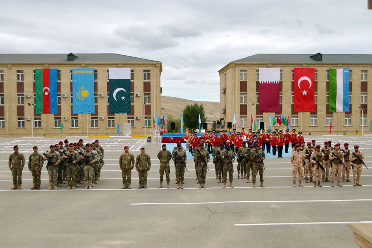 Xüsusi təyinatlılarımızın iştirak etdiyi çoxmillətli təlim bitdi