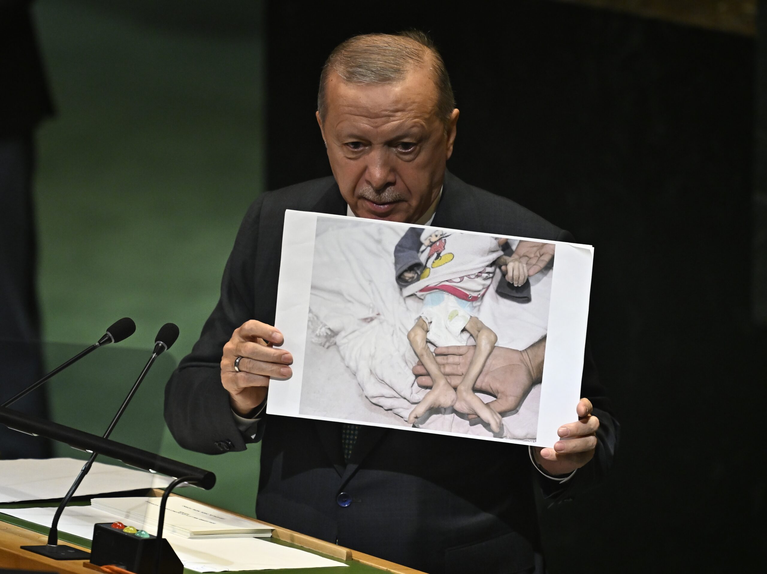 AA 20250923 39205028 39205026 CUMHURBASKANI ERDOGAN BIRLESMIS MILLETLER BM 80 GENEL KURULUNA KATILDI scaled