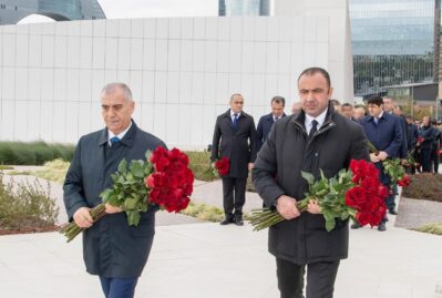 DTX və XKX rəhbərliyi Zəfər parkını ziyarət etdi - FOTOLAR