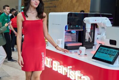 "Bakcell” “INMerge” Sammitində ən son innovasiyalarla çıxış edir - FOTOLAR 16 "Bakcell” “INMerge” Sammitində ən son innovasiyalarla çıxış edir - FOTOLAR