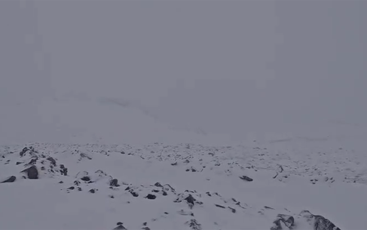 Ordubada 19 sm qar yağdı - Video 1 Ordubada 19 sm qar yağdı - Video